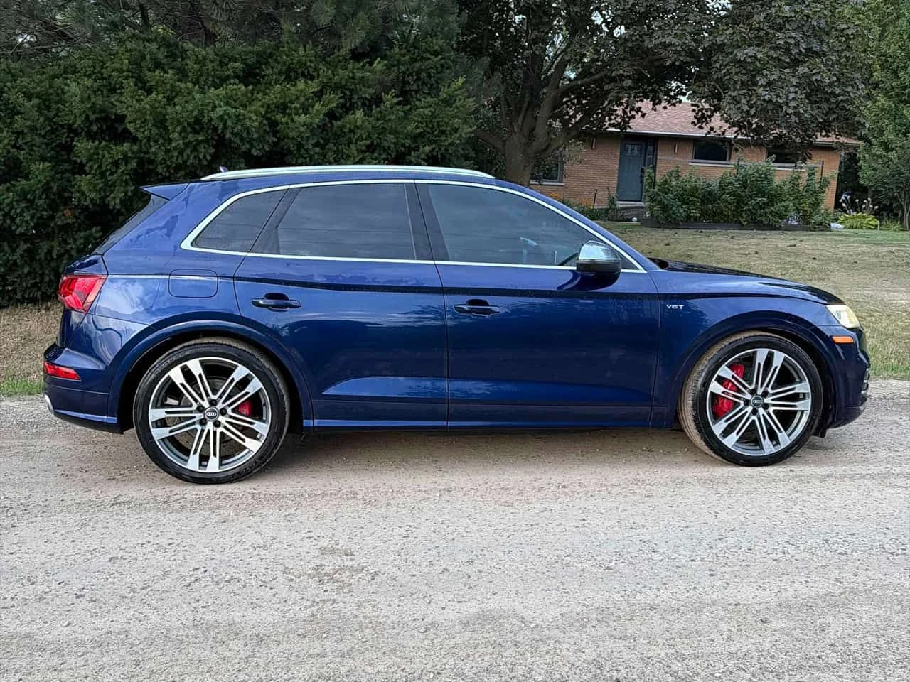 Audi SQ5 * Technik * CARFAX * ОПЦИЯ ЗА ФИНАНСИРАНЕ * , снимка 3 - Автомобили и джипове - 55723423