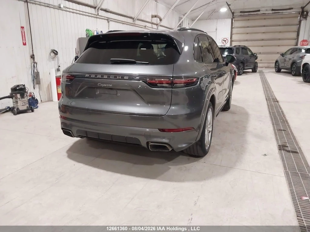 Porsche Cayenne * CARFAX * ОПЦИЯ ЗА ФИНАНСИРАНЕ, снимка 4 - Автомобили и джипове - 55991262