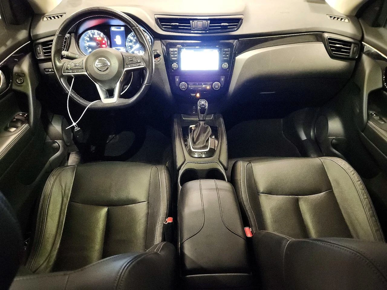 Nissan Rogue 2.0l Sport Sl, снимка 8 - Автомобили и джипове - 56145918