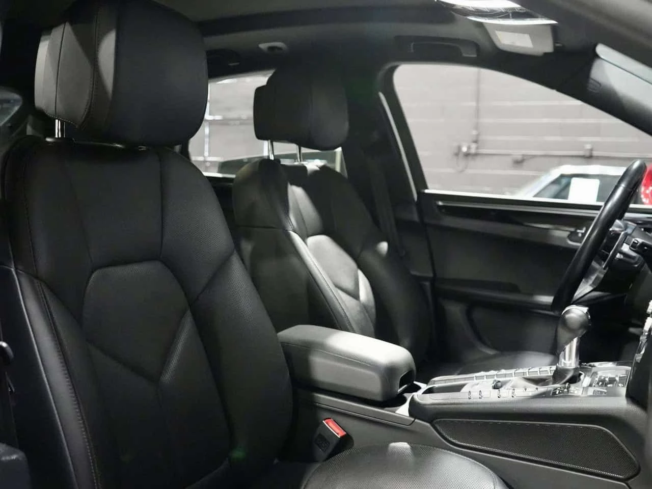 Porsche Macan 3.0 S| BOSE| PANO| DRIVER ASSIST| * АВТОКРЕДИТ * , снимка 10 - Автомобили и джипове - 56228592