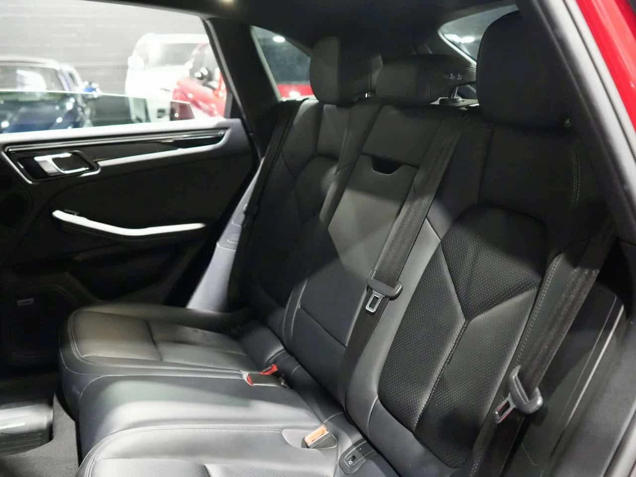 Porsche Macan 3.0 S| BOSE| PANO| DRIVER ASSIST| * АВТОКРЕДИТ * , снимка 11 - Автомобили и джипове - 56228592