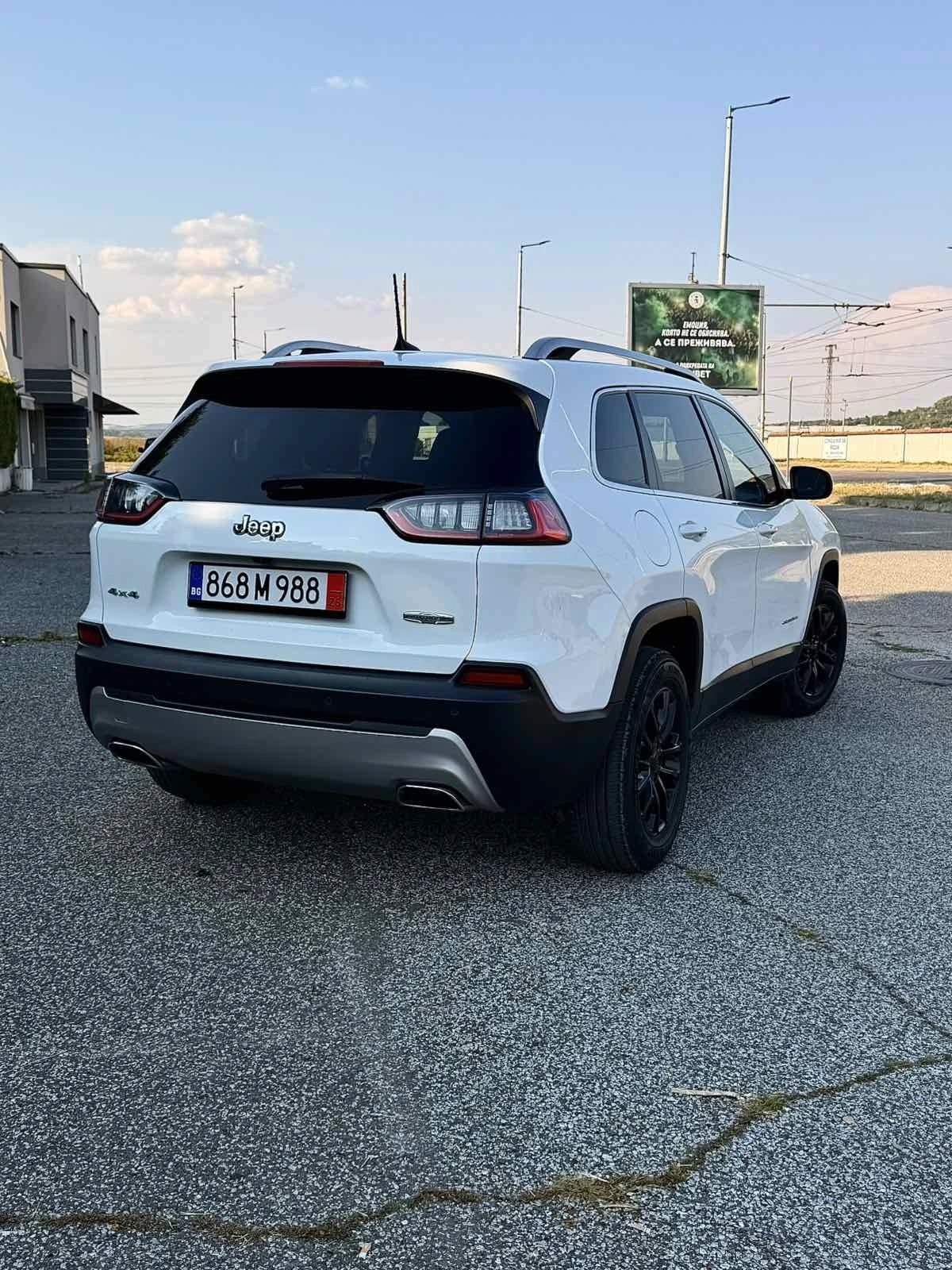 Jeep Cherokee Latitude lux, снимка 4 - Автомобили и джипове - 56300130