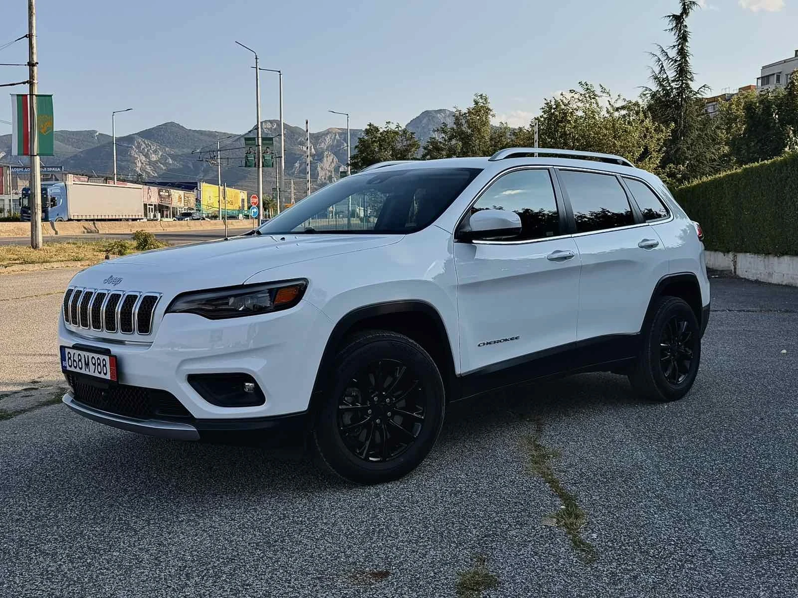 Jeep Cherokee Latitude lux, снимка 10 - Автомобили и джипове - 56300130