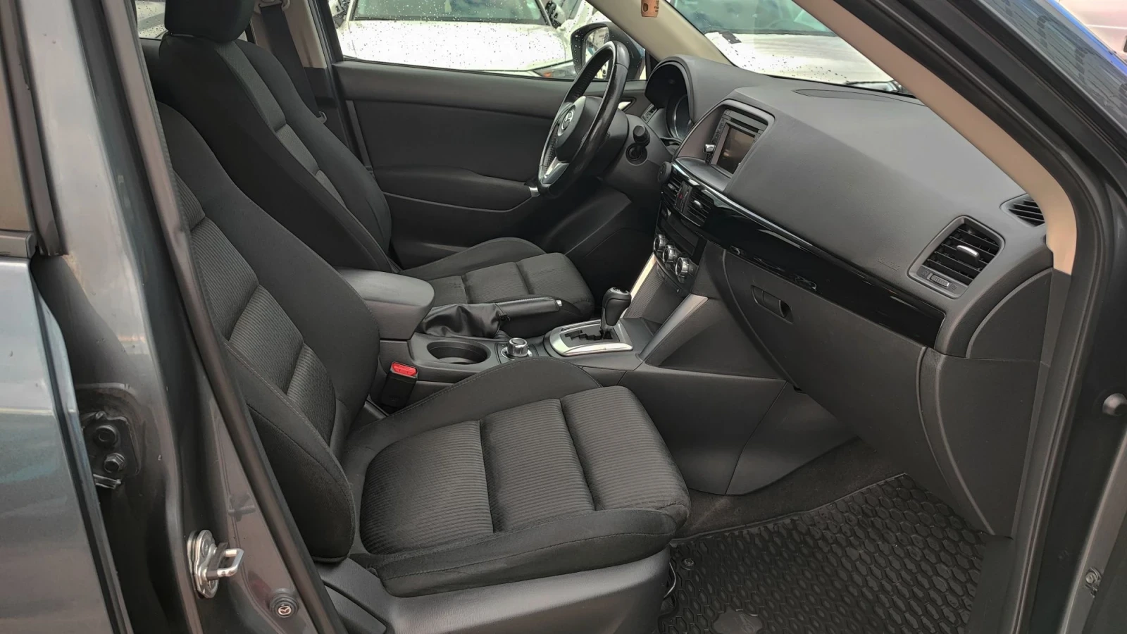 Mazda CX-5 2.2 Skyactiv-D , снимка 9 - Автомобили и джипове - 56634309