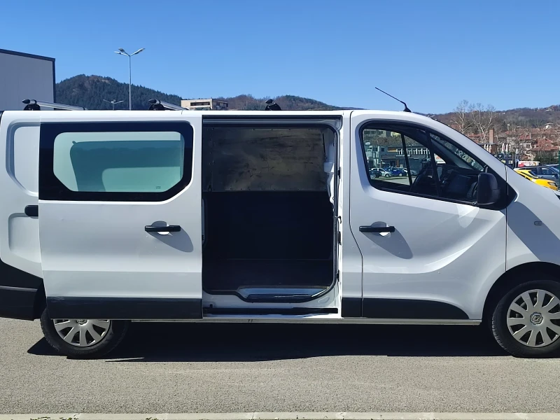 Renault Trafic 2.0D 145ps Дълга База ШВЕЙЦАРИЯ , снимка 10 - Бусове и автобуси - 49573350