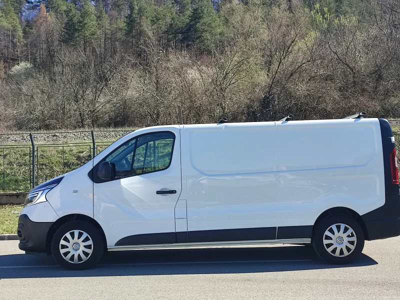 Renault Trafic 2.0D 145ps Дълга База ШВЕЙЦАРИЯ , снимка 8 - Бусове и автобуси - 49573350