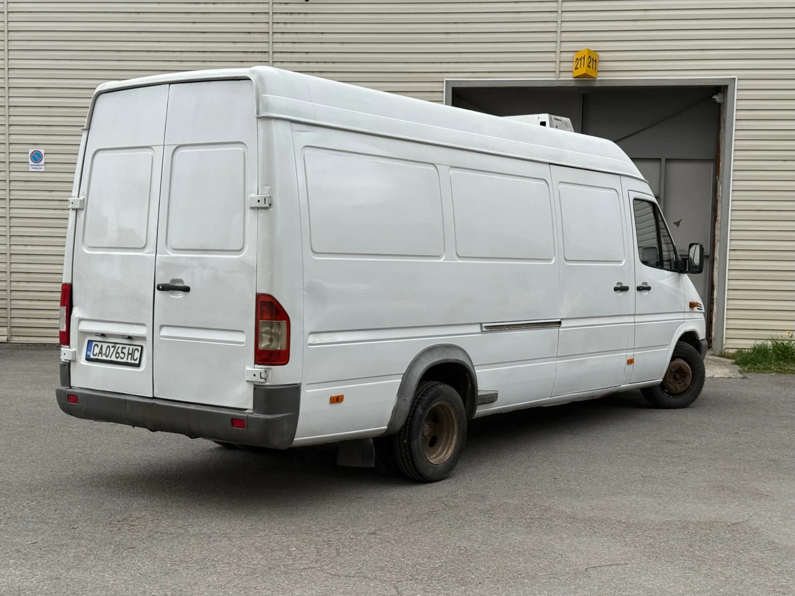 Mercedes-Benz Sprinter 411 MAXI ХЛАДИЛЕН, снимка 4 - Бусове и автобуси - 55605254