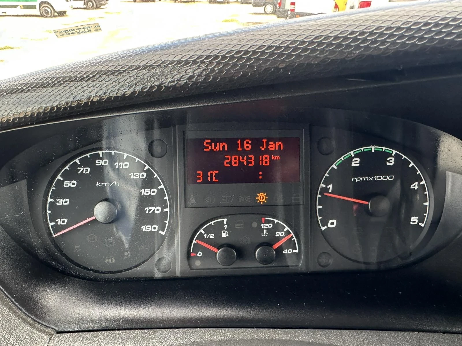 Iveco 35c17, снимка 13 - Бусове и автобуси - 55689289