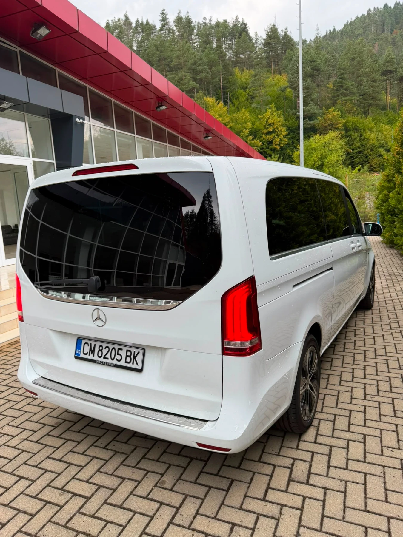 Mercedes-Benz V 220 V220D/190к.с/Business class/кожа/камера/Extra long, снимка 16 - Бусове и автобуси - 56046073