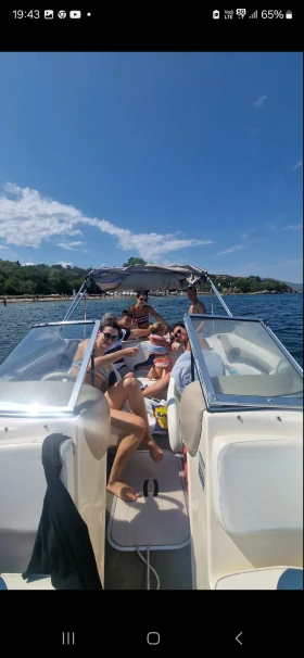 Моторна яхта Rinker 192 Cabrio, снимка 4 - Воден транспорт - 53386210