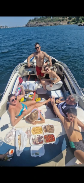 Моторна яхта Rinker 192 Cabrio