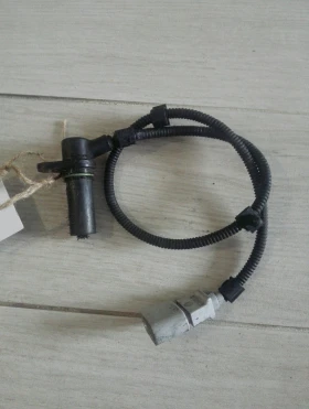 датчик разпределителен вал Ауди (Фолксваген, Сеат)