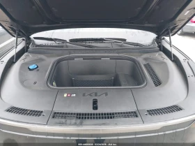 Kia EV9 Light Long Range, снимка 10