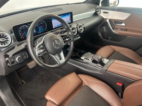 Mercedes-Benz A 180 d AMG-Line, снимка 10