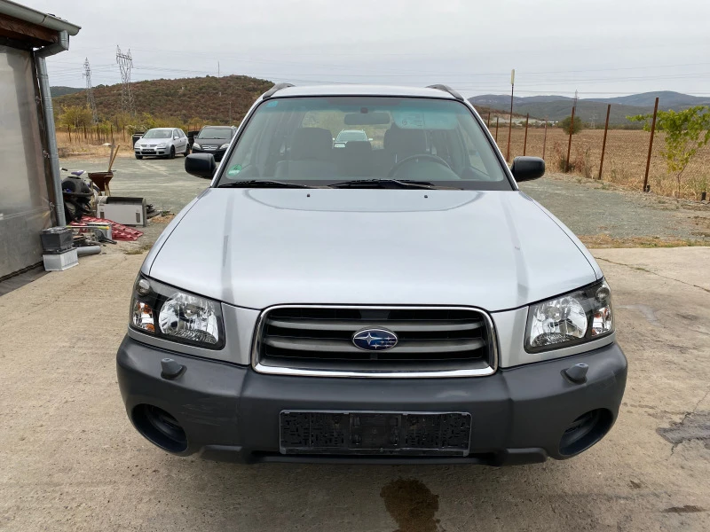 Subaru Forester 2.0 4x4, снимка 2 - Автомобили и джипове - 42639567