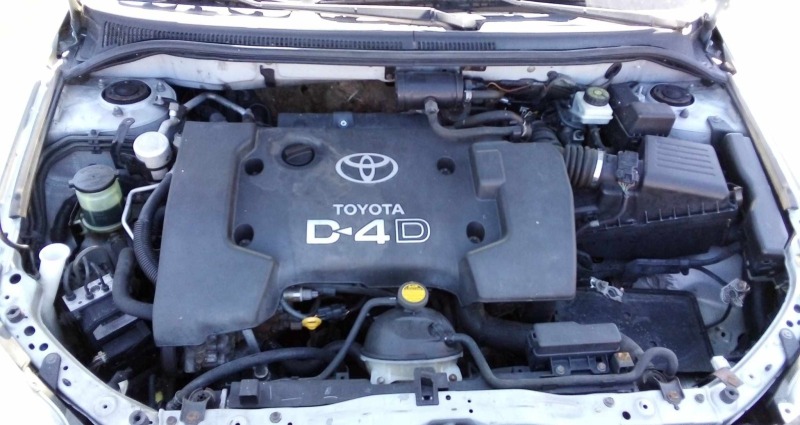 Toyota Avensis Дизелов двигател 116кс, снимка 11 - Автомобили и джипове - 45221603