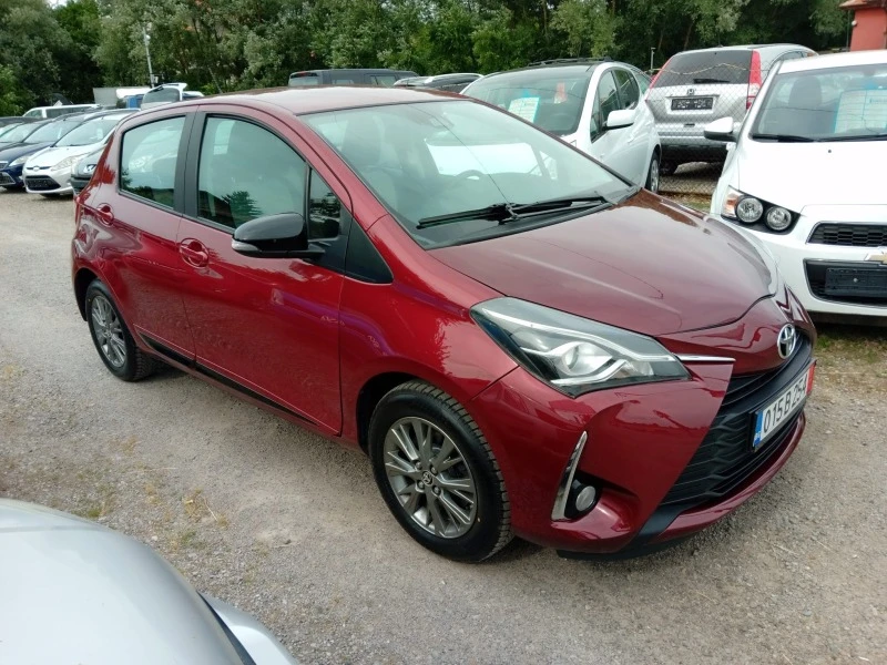 Toyota Yaris 1.5vvti Euro 6 , снимка 3 - Автомобили и джипове - 48772755