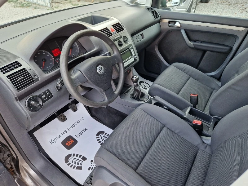 VW Touran 1.6 газов инжекцион, снимка 9 - Автомобили и джипове - 46684524