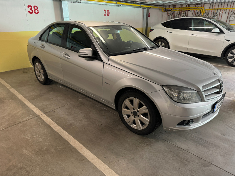 Mercedes-Benz C 220 2.2d, снимка 2 - Автомобили и джипове - 47070305