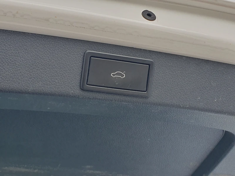 Skoda Octavia 1.5 G-tec, снимка 16 - Автомобили и джипове - 52570701