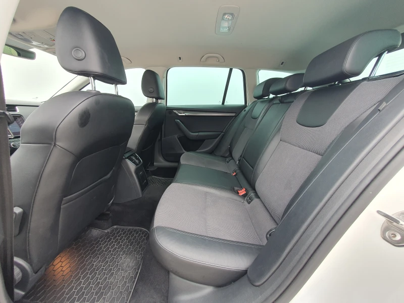 Skoda Octavia 1.5 G-tec, снимка 5 - Автомобили и джипове - 52570701