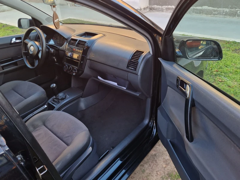 VW Polo 1.9SDI 68к.с., снимка 12 - Автомобили и джипове - 52944589