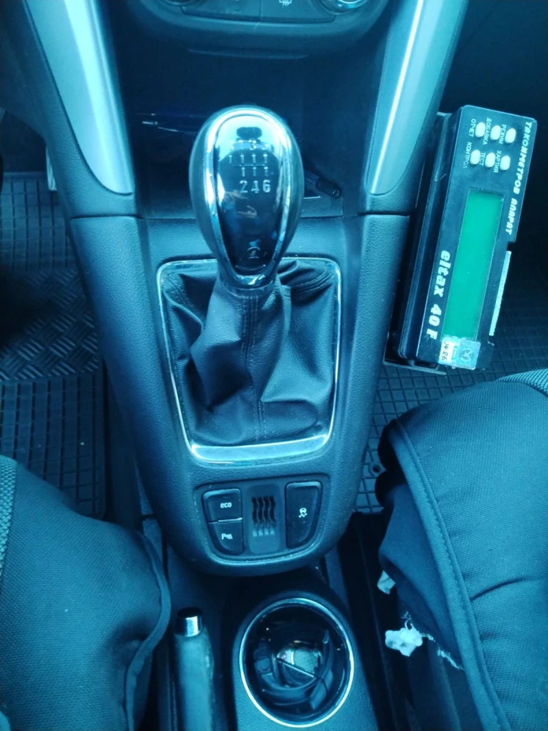 Opel Zafira, снимка 6 - Автомобили и джипове - 53066558