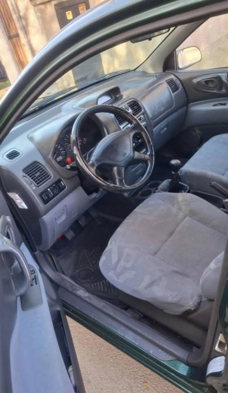Mitsubishi Space star 1.3, снимка 6 - Автомобили и джипове - 53468328