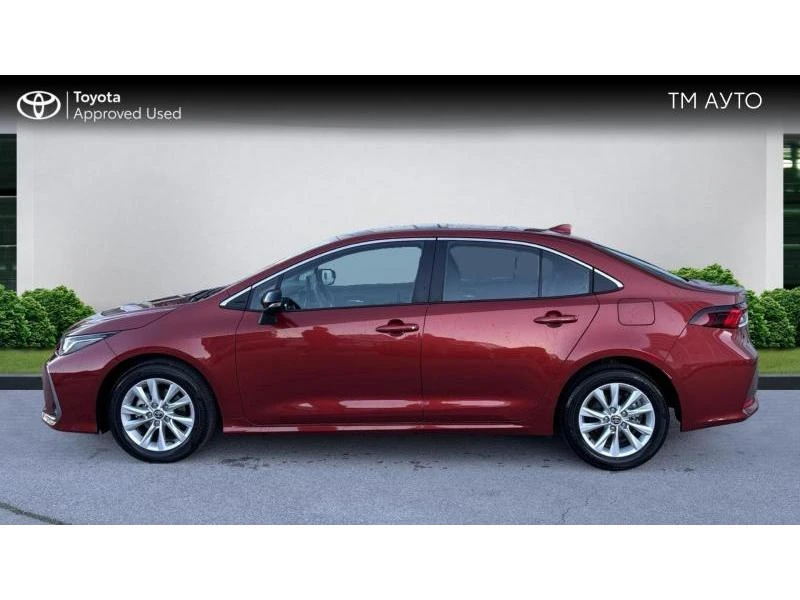 Toyota Corolla 1.5 CVT SDN Executive MY25 - НОВА, снимка 3 - Автомобили и джипове - 53100076