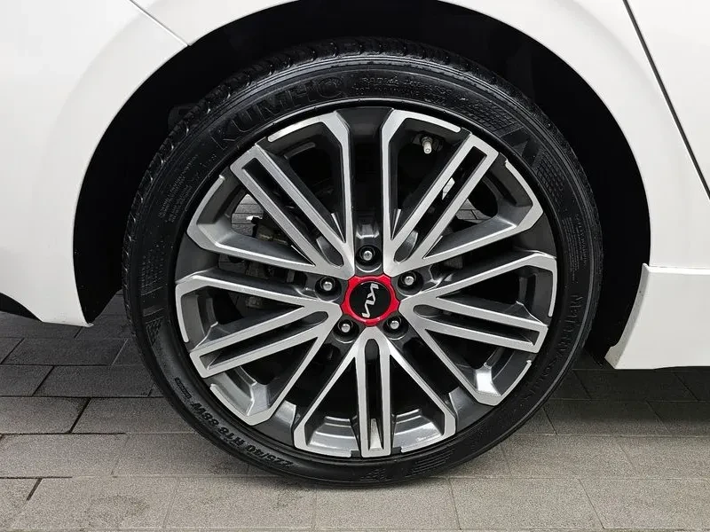 Kia K3 1.6 TURBO GT, снимка 5 - Автомобили и джипове - 55559125