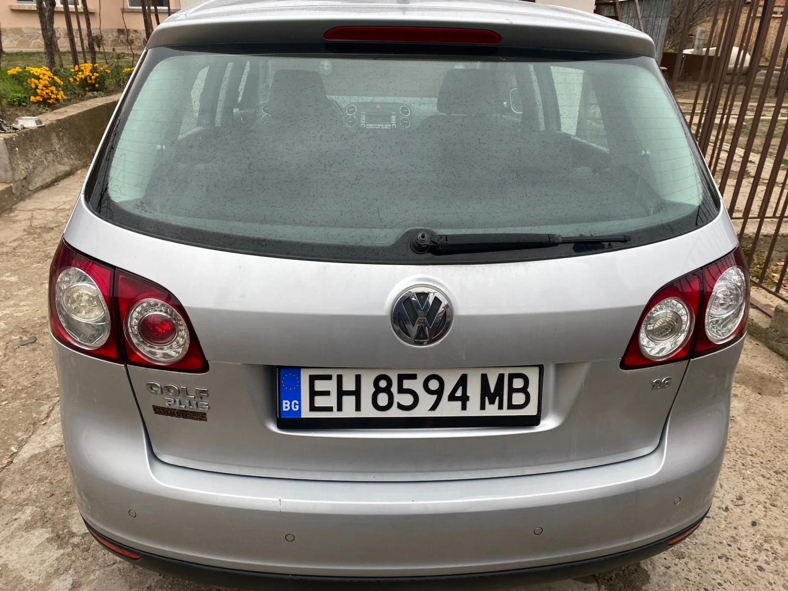 VW Golf Plus 1.6 102 к.с. - изображение 2