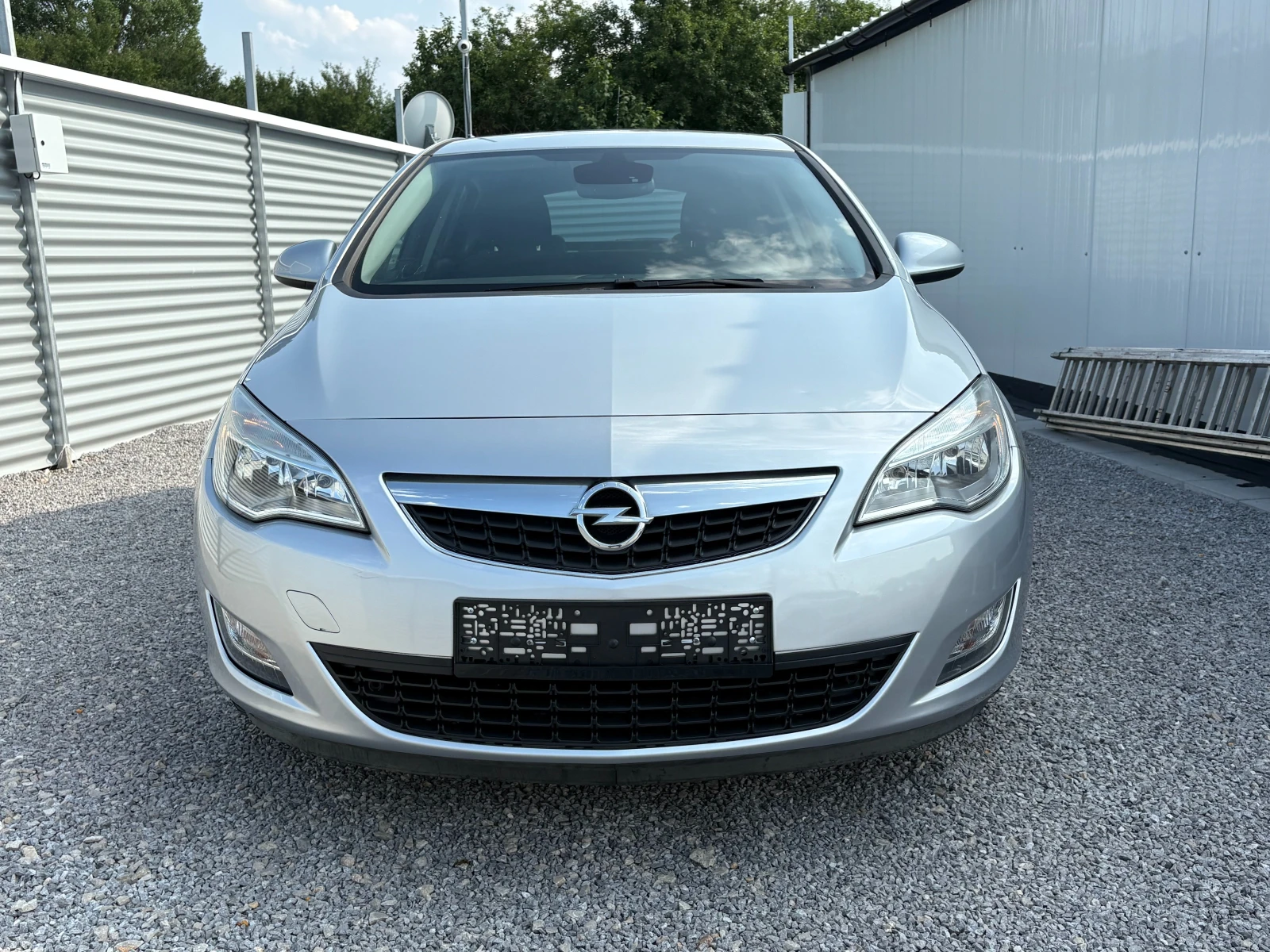 Opel Astra 1, 4i-101кс.-КАТО НОВА - изображение 3