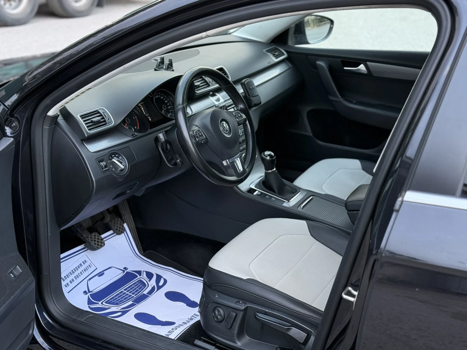 VW Passat 2.0 TDI HIGHLINE  - изображение 8