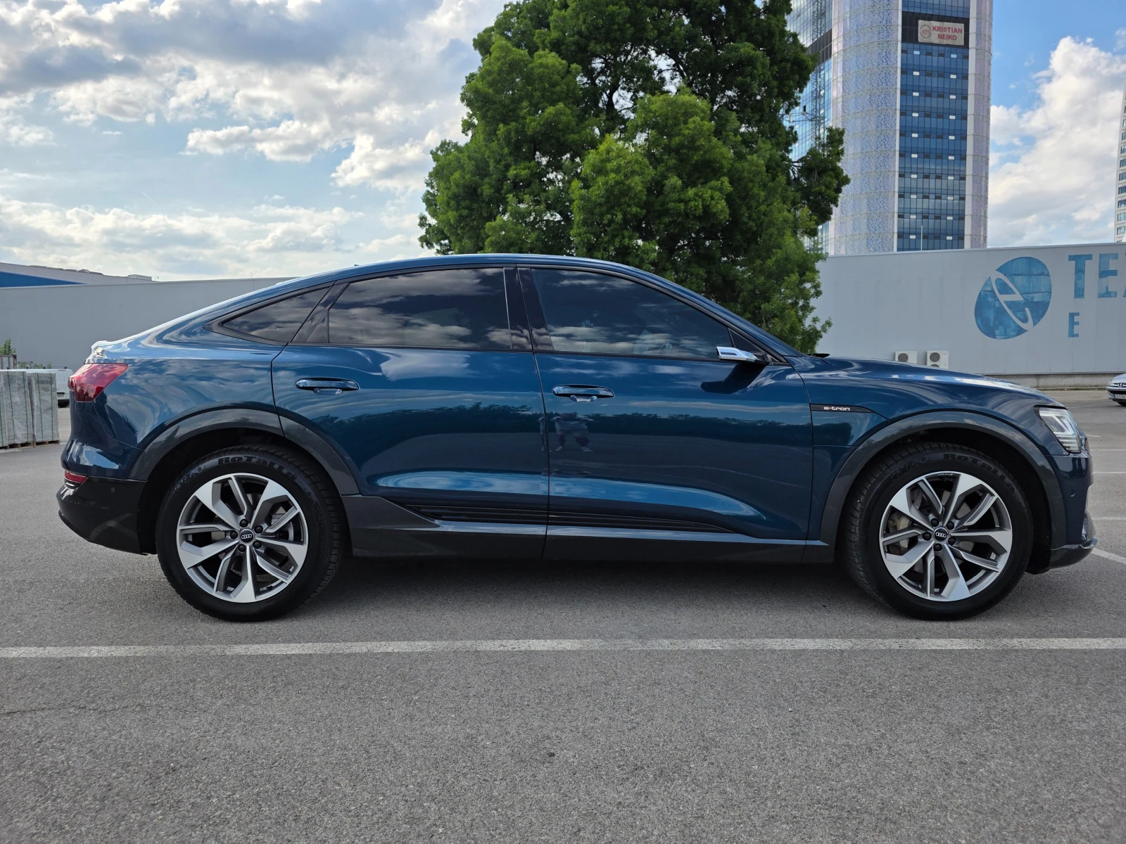 Audi E-Tron  SPORTBACK/SLINE/MATRIX - изображение 3