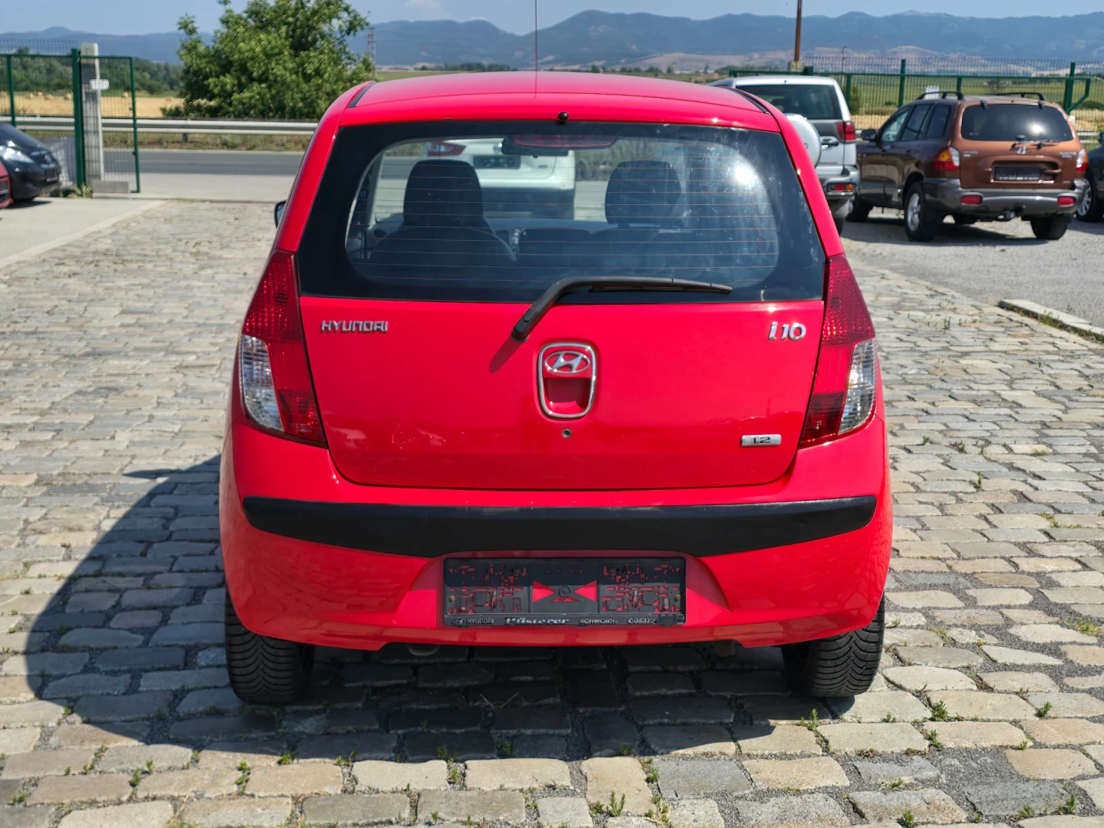 Hyundai I10 1.2i 78кс АВТОМАТИК 2010 година - изображение 7