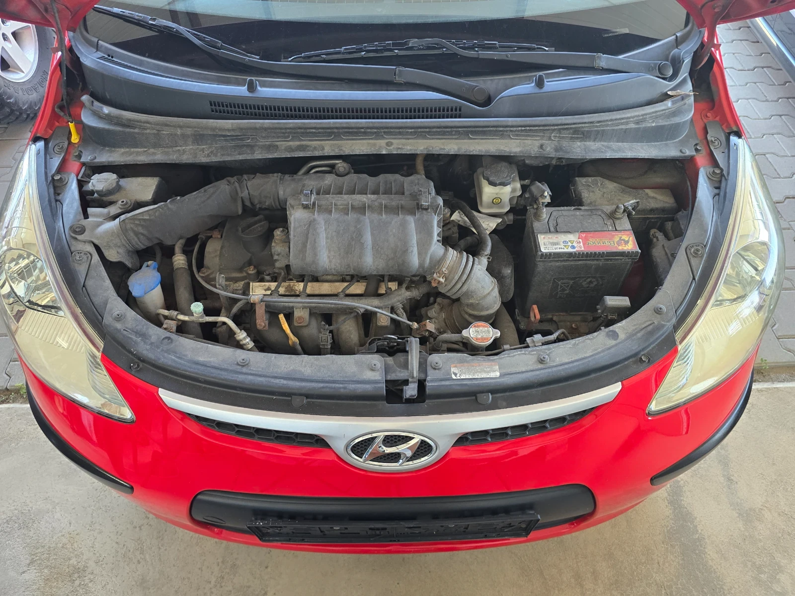 Hyundai I10 1.2i 78кс АВТОМАТИК 2010 година - изображение 9