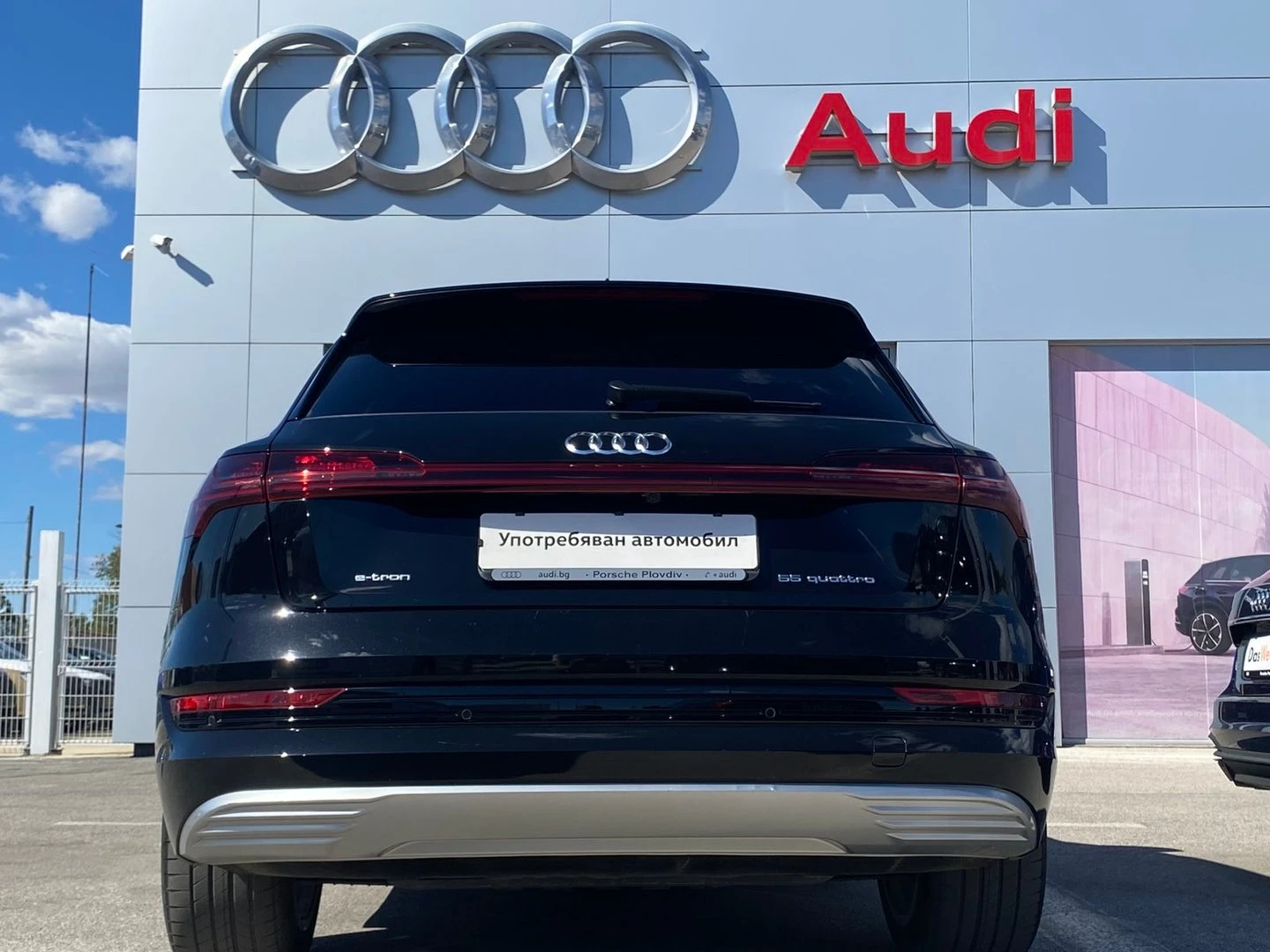 Audi E-Tron advanced 55 quattro - изображение 8