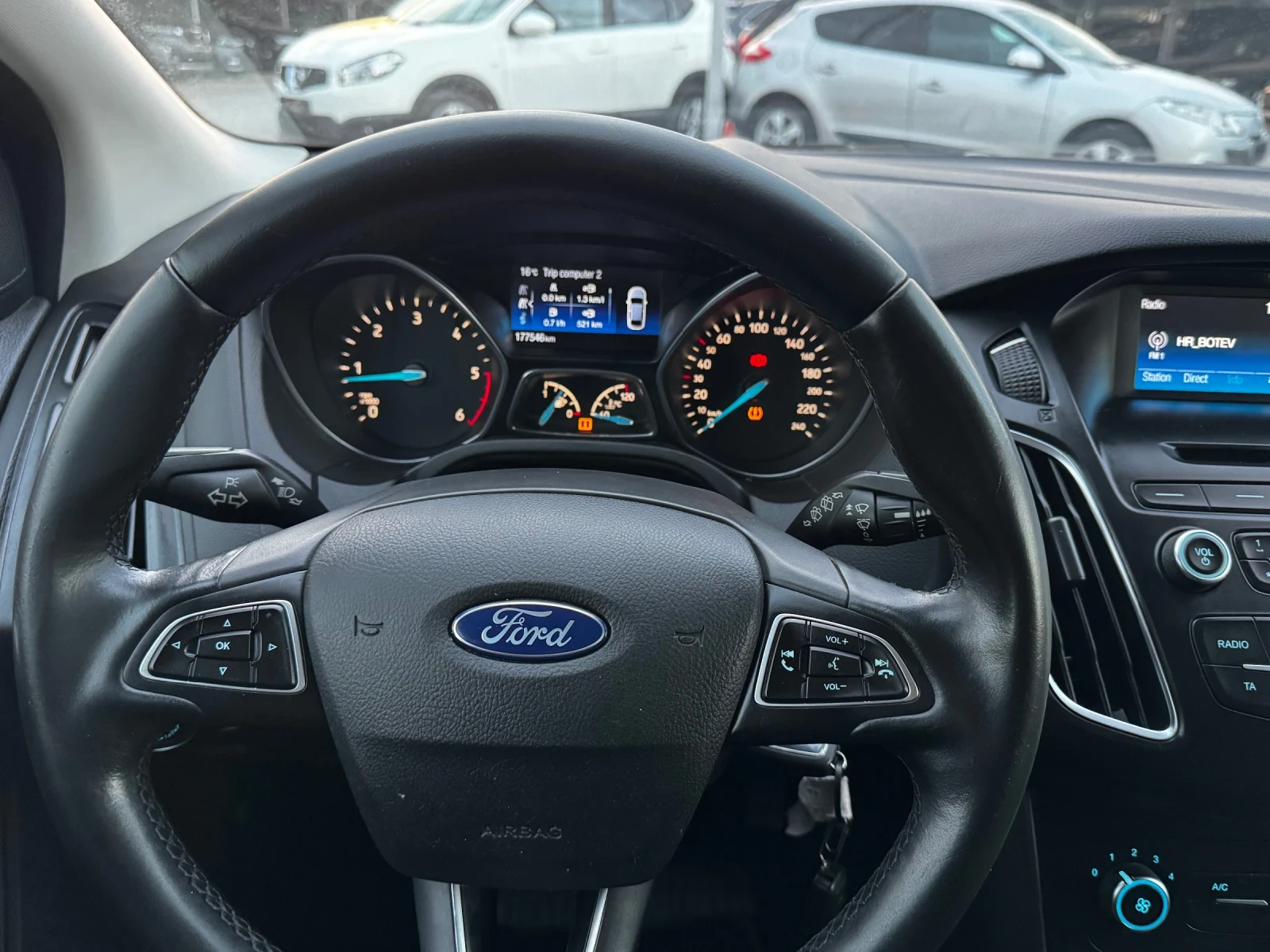 Ford Focus 1.6TDCI  | Mobile.bg   11