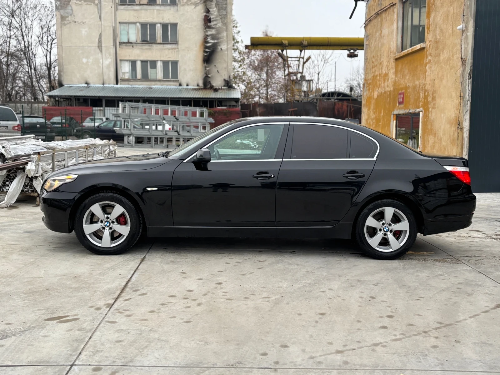 BMW 530 197hp/Face/LCI/ X-drive - изображение 4