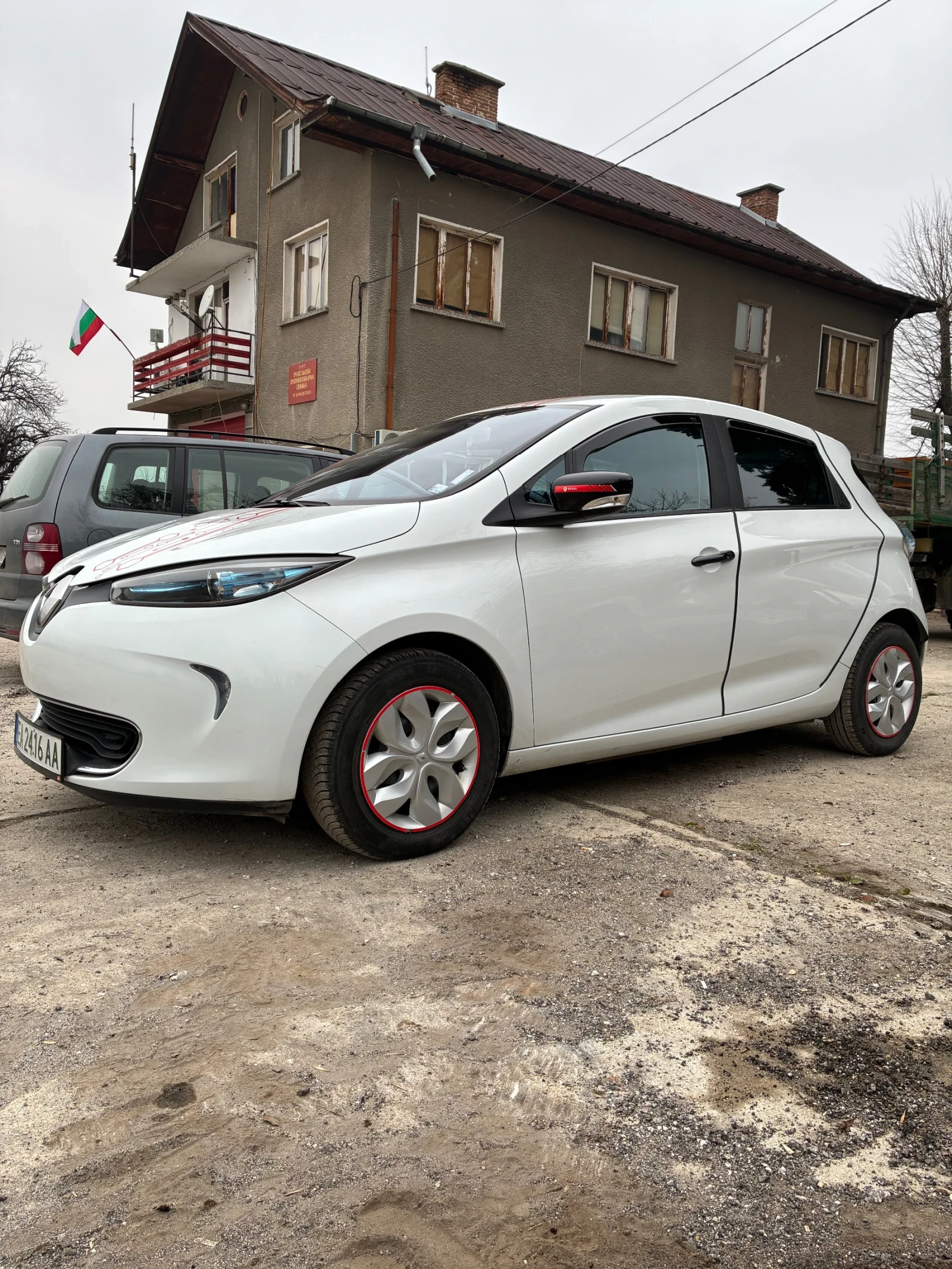 Renault Zoe Q210 - изображение 2