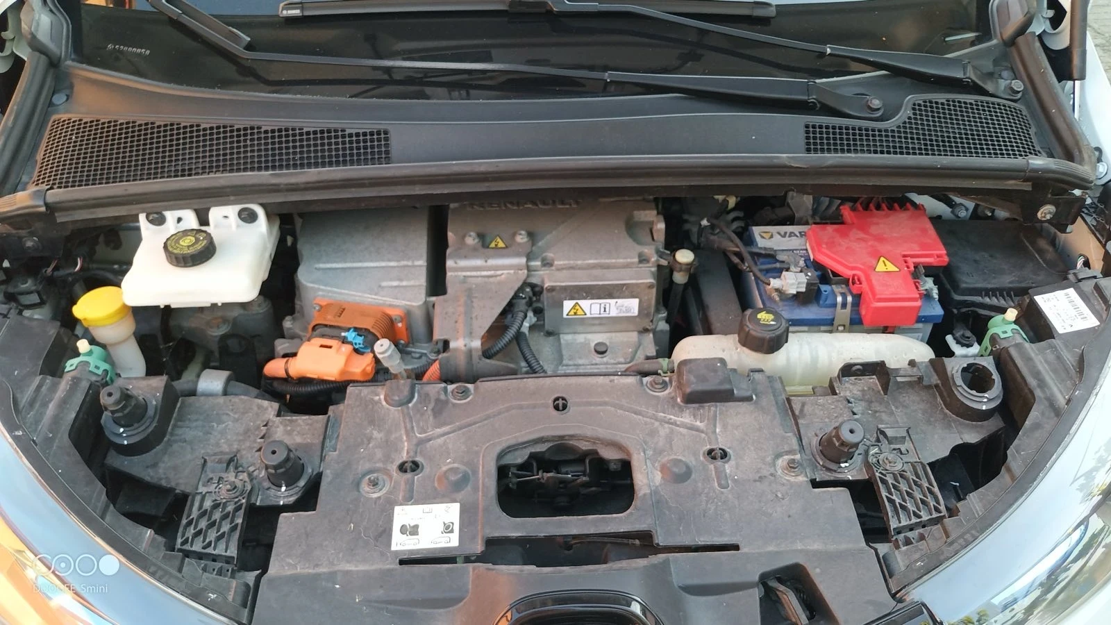 Renault Zoe Q210 - изображение 10