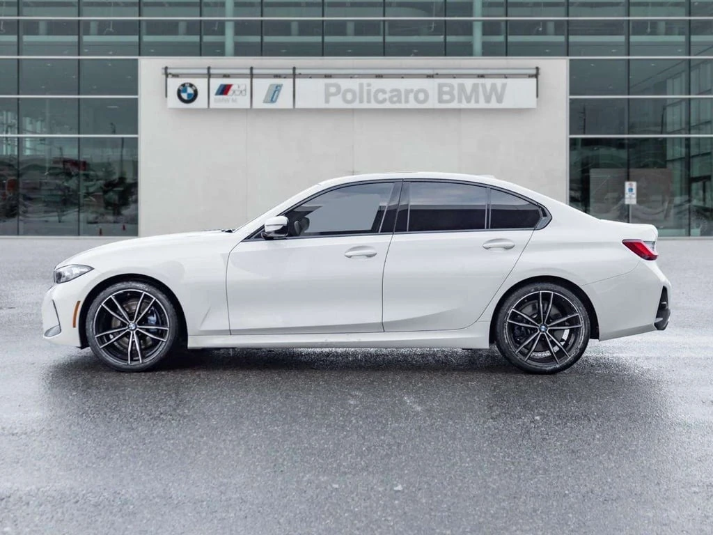 BMW 330 * xDrive * CARFAX * БЕЗ ПЪРВОНАЧАЛНА ВНОСКА - изображение 3