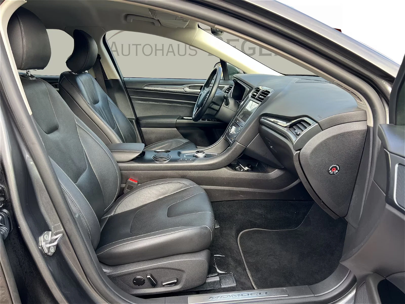 Ford Mondeo 2.0/TITANIUM/150HP/CAM/ACC/LED/1007v | Mobile.bg � ����������� 14