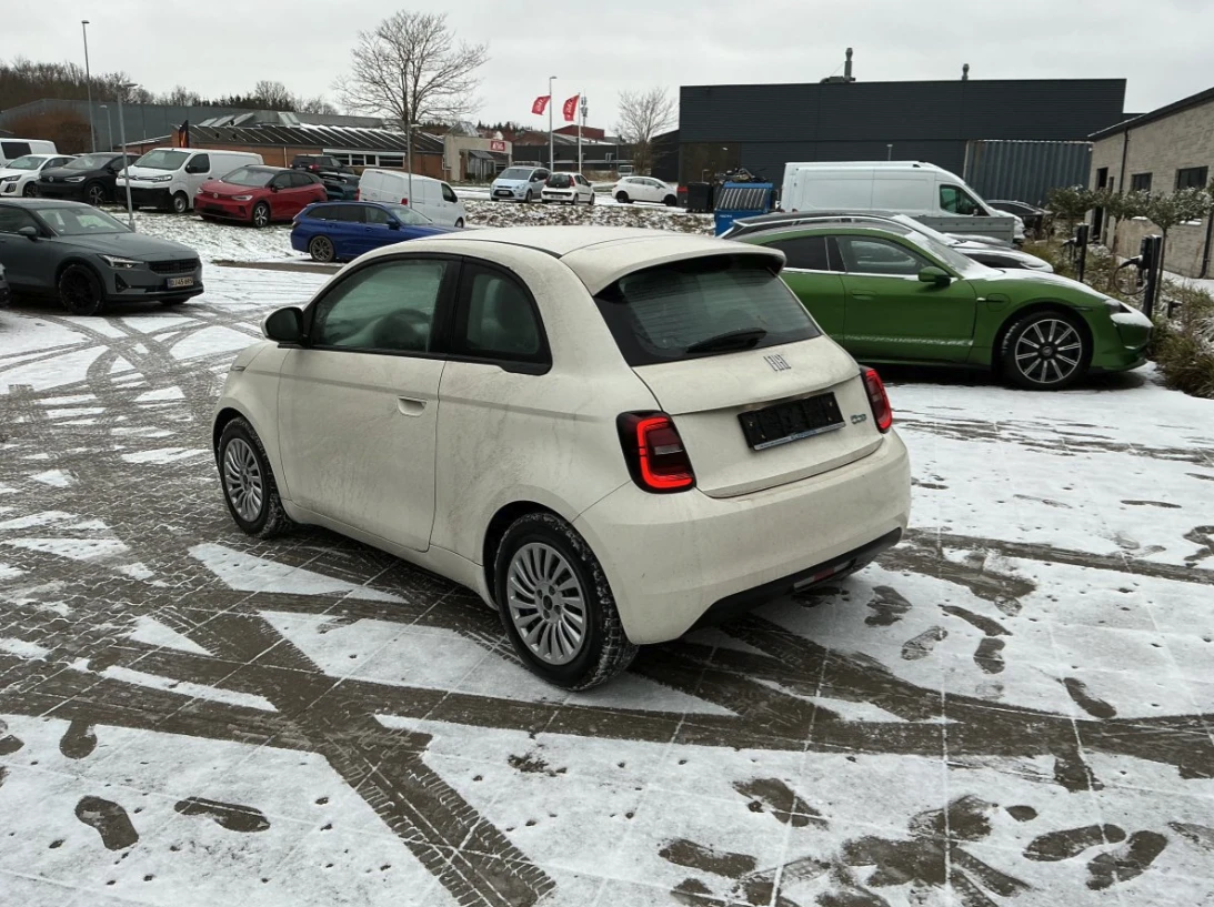 Fiat 500e 37 kWh - изображение 3