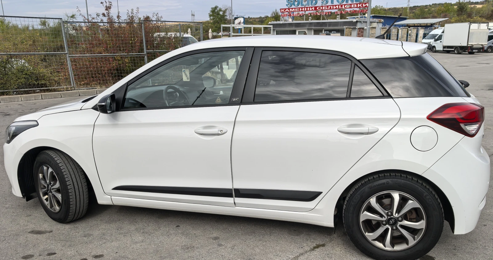 Hyundai I20 1.2 GO, снимка 11 - Автомобили и джипове - 54151042