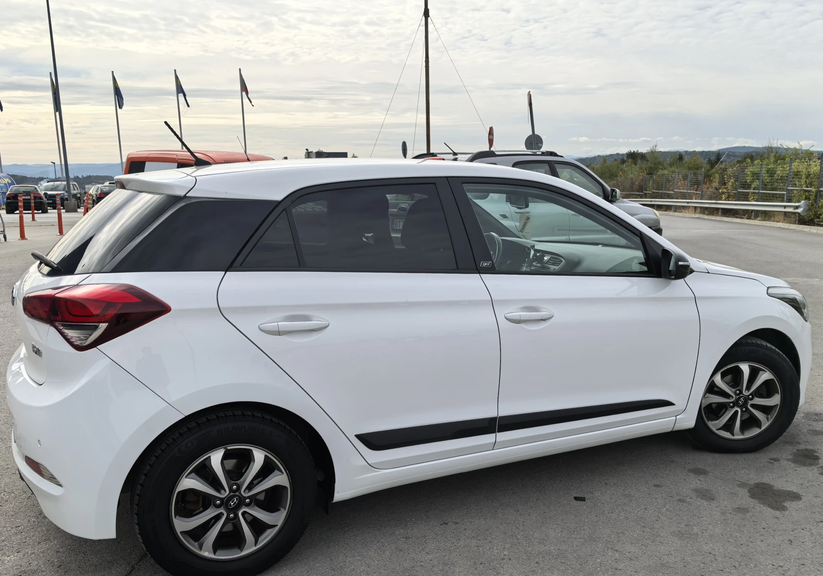 Hyundai I20 1.2 GO, снимка 4 - Автомобили и джипове - 54151042