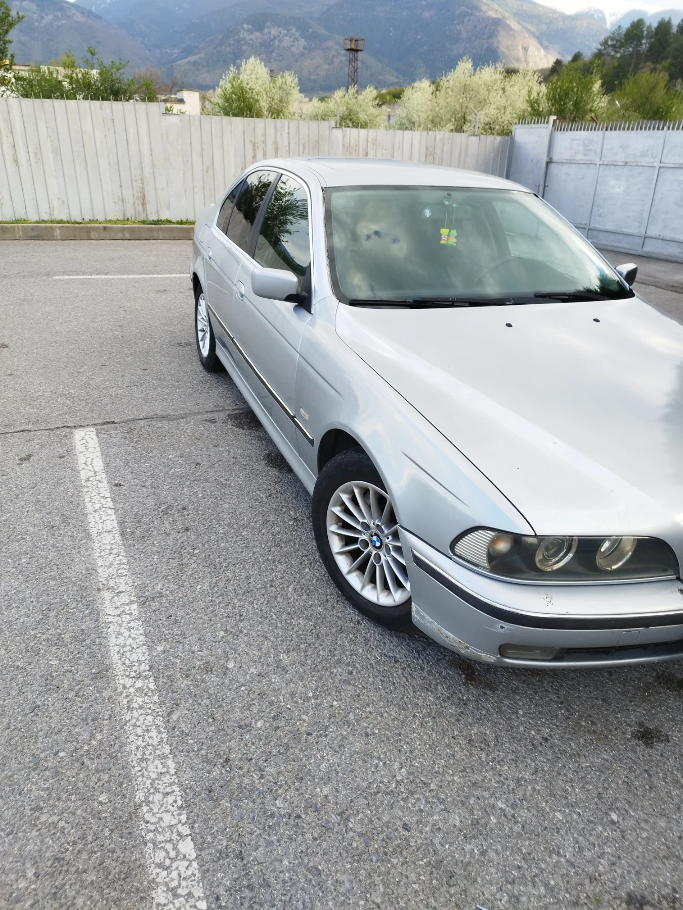 BMW 520, снимка 6 - Автомобили и джипове - 54230320