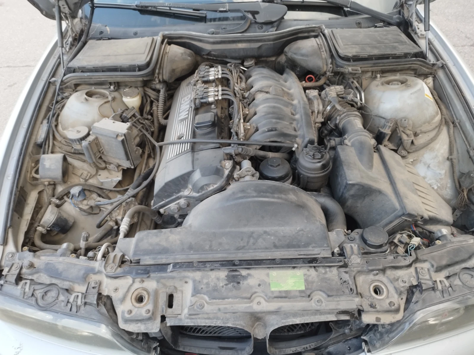 BMW 520, снимка 13 - Автомобили и джипове - 54230320