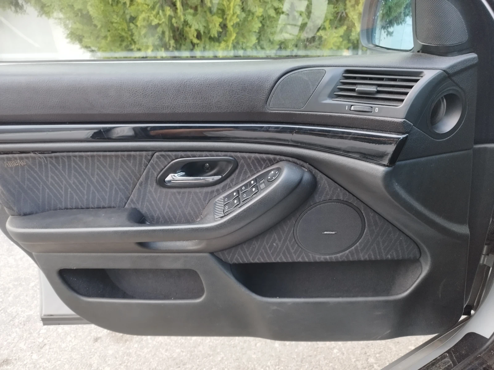 BMW 520, снимка 12 - Автомобили и джипове - 54230320