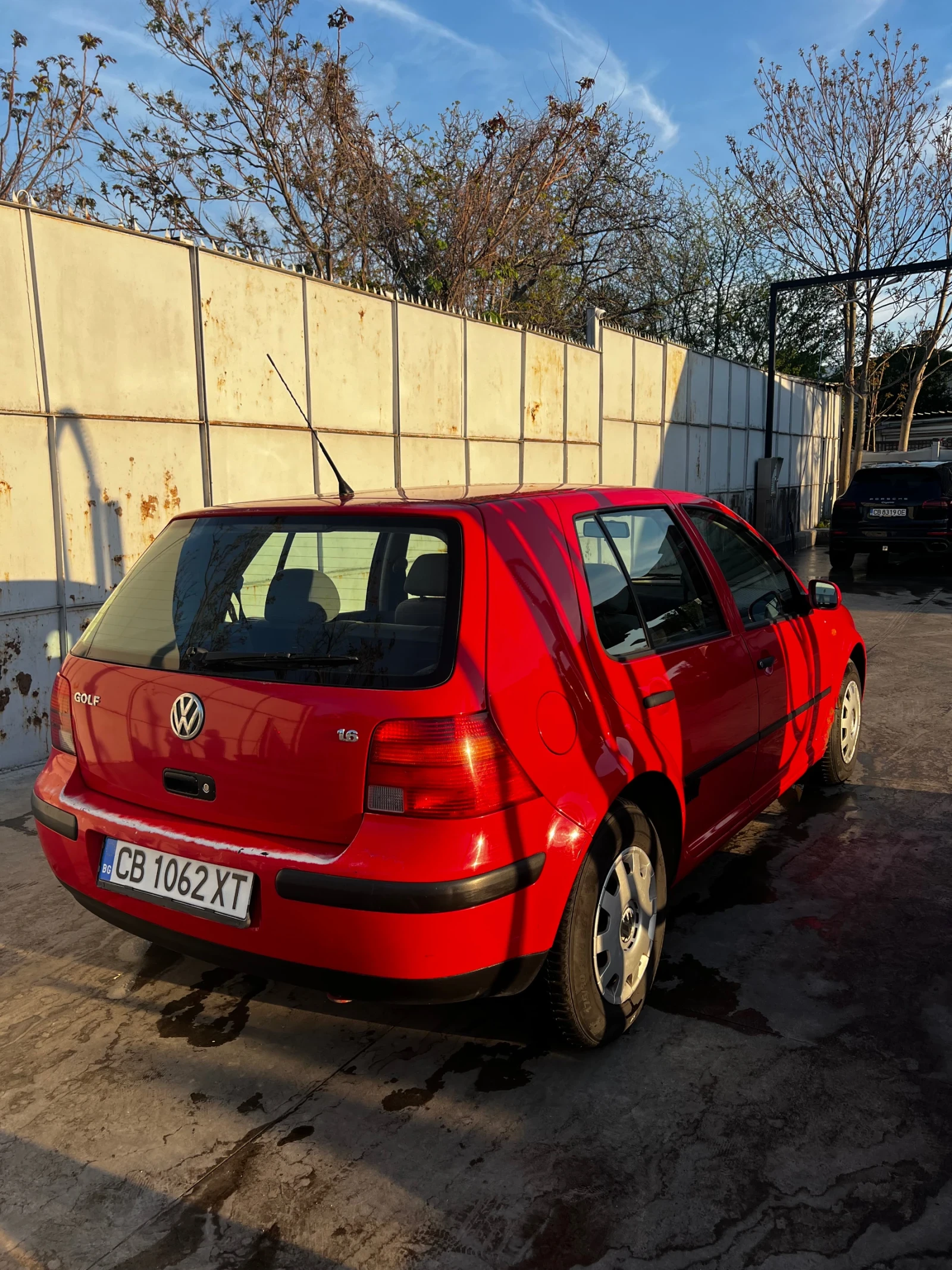 VW Golf, снимка 5 - Автомобили и джипове - 54426710